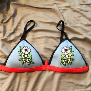 Triangl bikini top sz L